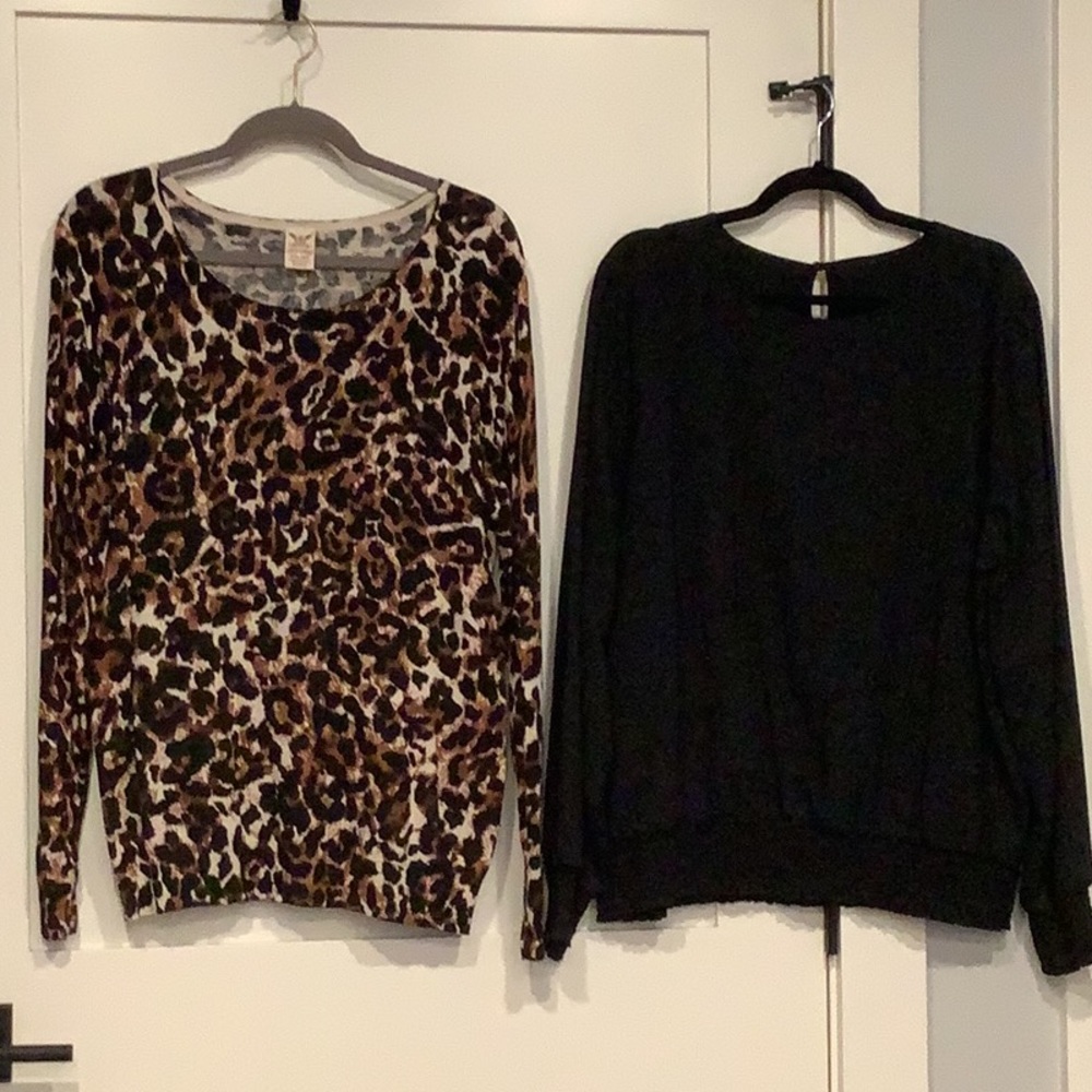 Bundle of 2 long sleeve blouses size XXL